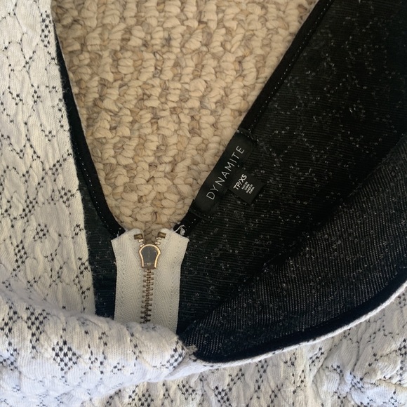 Dynamite Peplum long-sleeve textured top - Picture 2 of 5